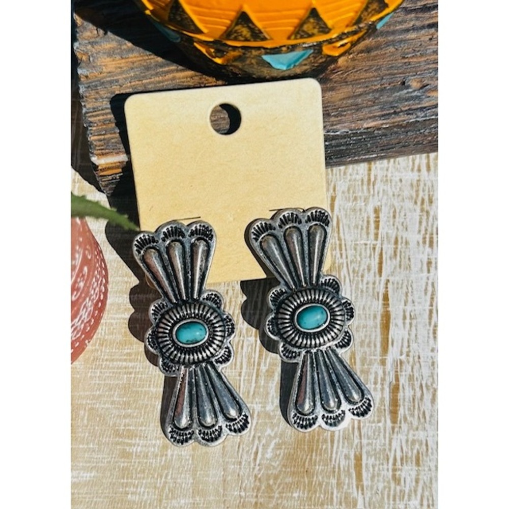 Western Turquoise Earrings Silver Tone Dangle Drop Southwestern Style Fashion